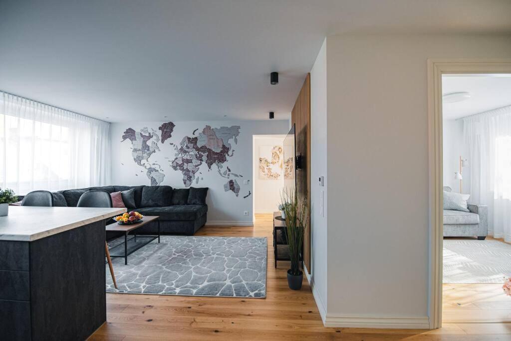 New Luxury 3Br Apartment In Old Town, Free Parking Hapsal Exteriör bild