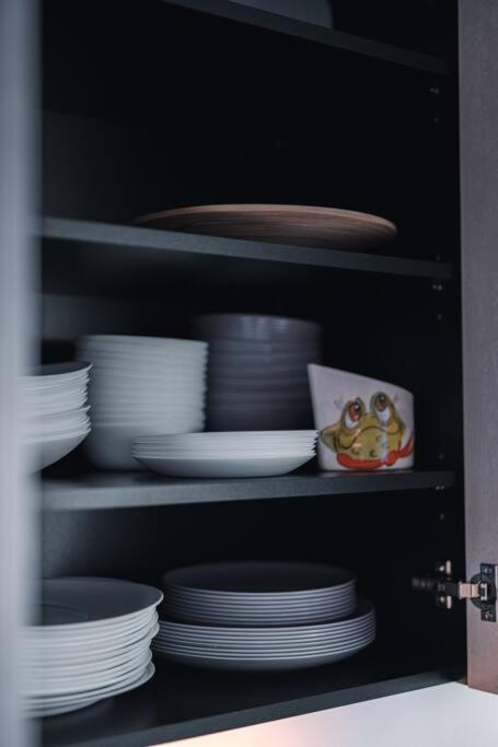 New Luxury 3Br Apartment In Old Town, Free Parking Hapsal Exteriör bild